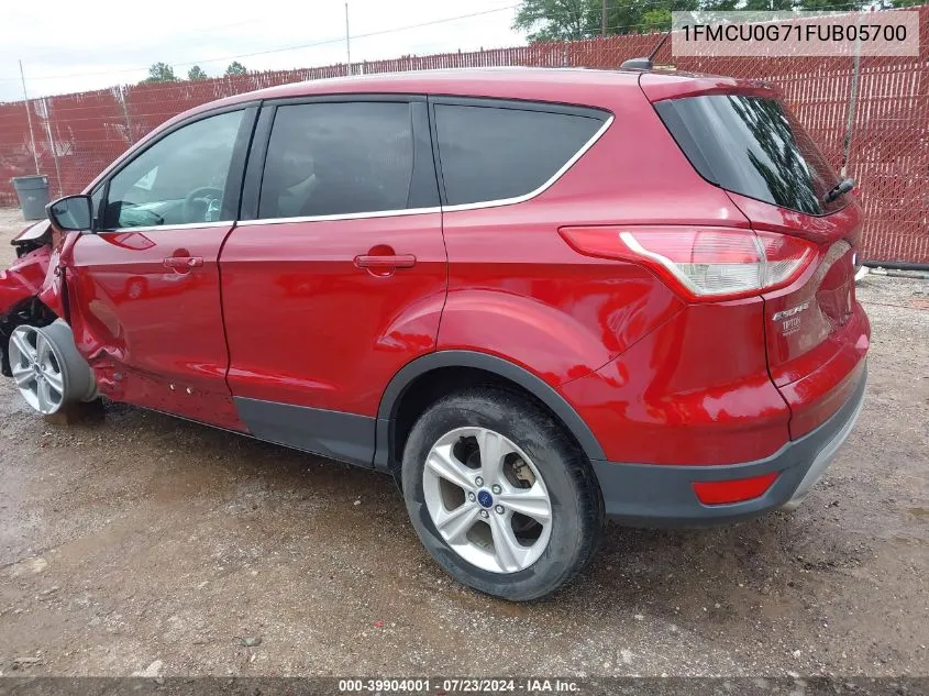 1FMCU0G71FUB05700 2015 Ford Escape Se