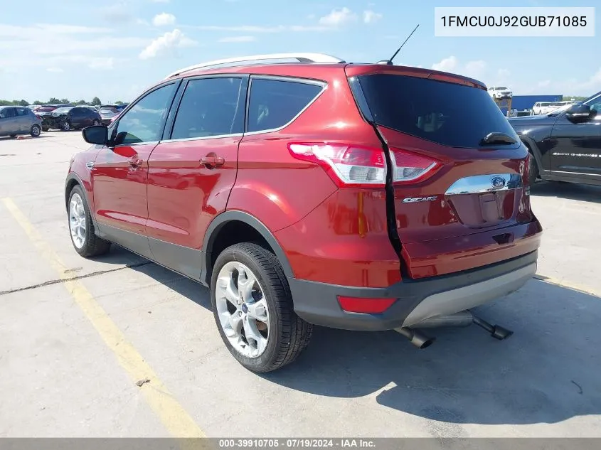 1FMCU0J92GUB71085 2016 Ford Escape Titanium