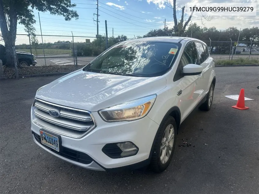 1FMCU9G99HUC39279 2017 Ford Escape Se