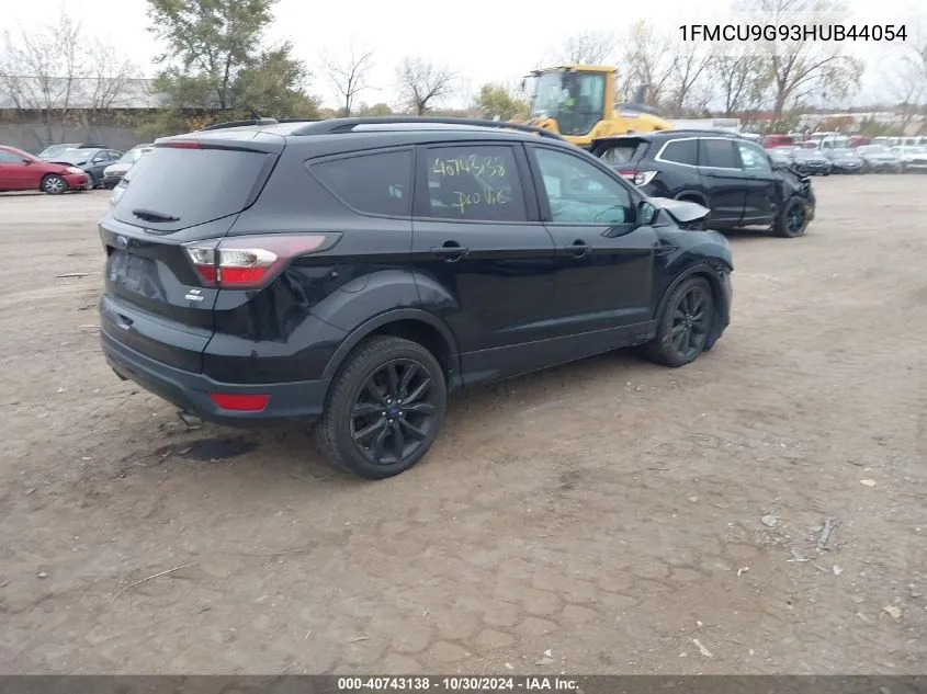 2017 Ford Escape Se VIN: 1FMCU9G93HUB44054 Lot: 40743138