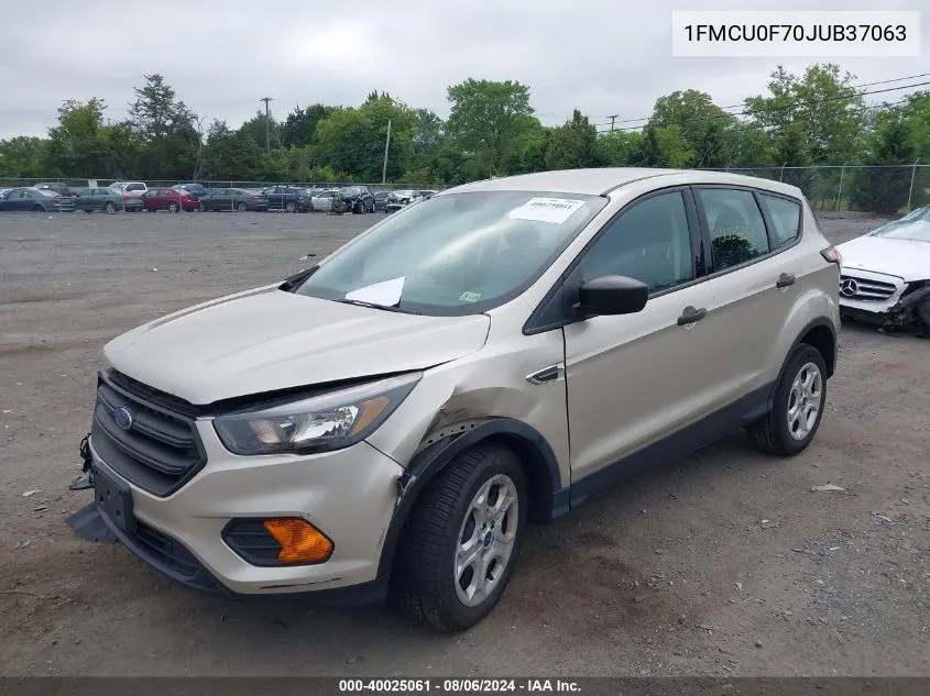 1FMCU0F70JUB37063 2018 Ford Escape S