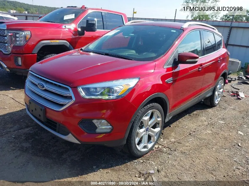 1FMCU0J95JUD20998 2018 Ford Escape Titanium