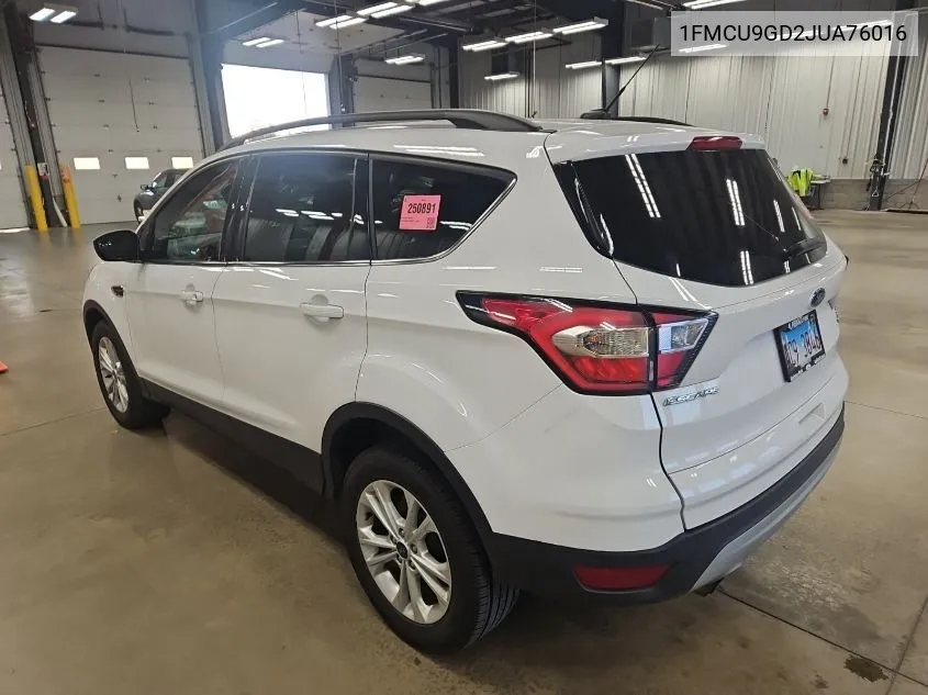 1FMCU9GD2JUA76016 2018 Ford Escape Se