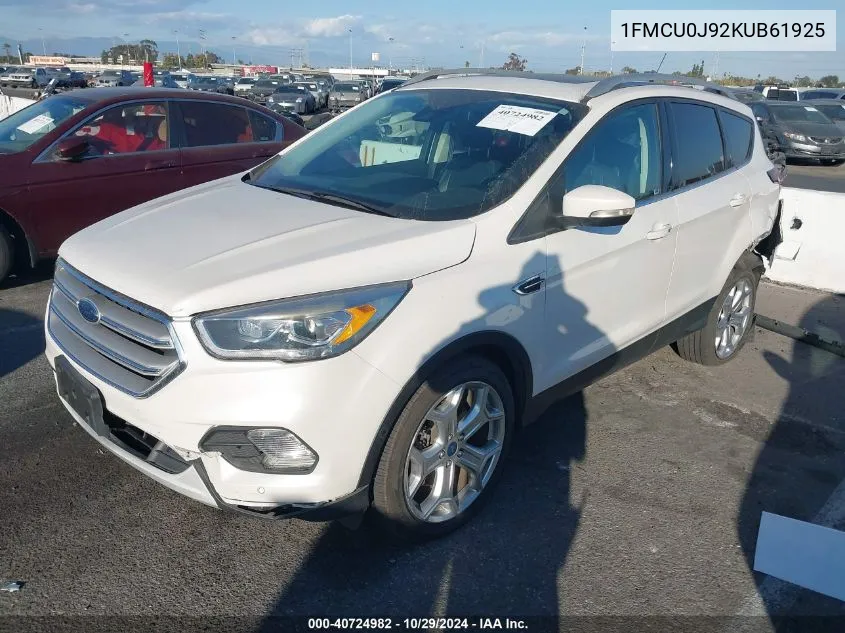 1FMCU0J92KUB61925 2019 Ford Escape Titanium