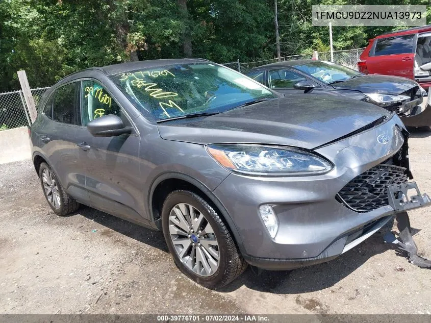 2022 Ford Escape Titanium Hybrid VIN: 1FMCU9DZ2NUA13973 Lot: 39776701