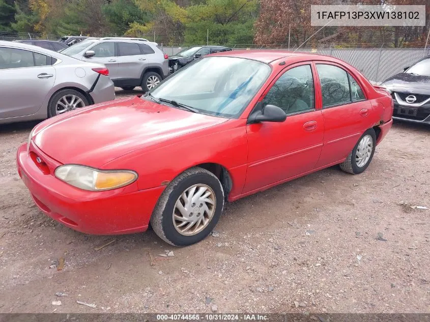 1999 Ford Escort Se VIN: 1FAFP13P3XW138102 Lot: 40744565