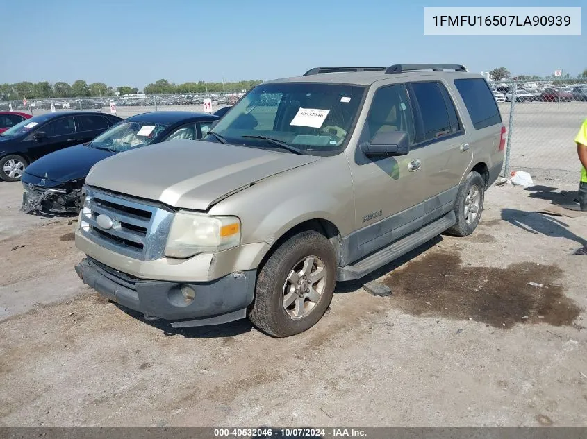 2007 Ford Expedition Xlt VIN: 1FMFU16507LA90939 Lot: 40532046