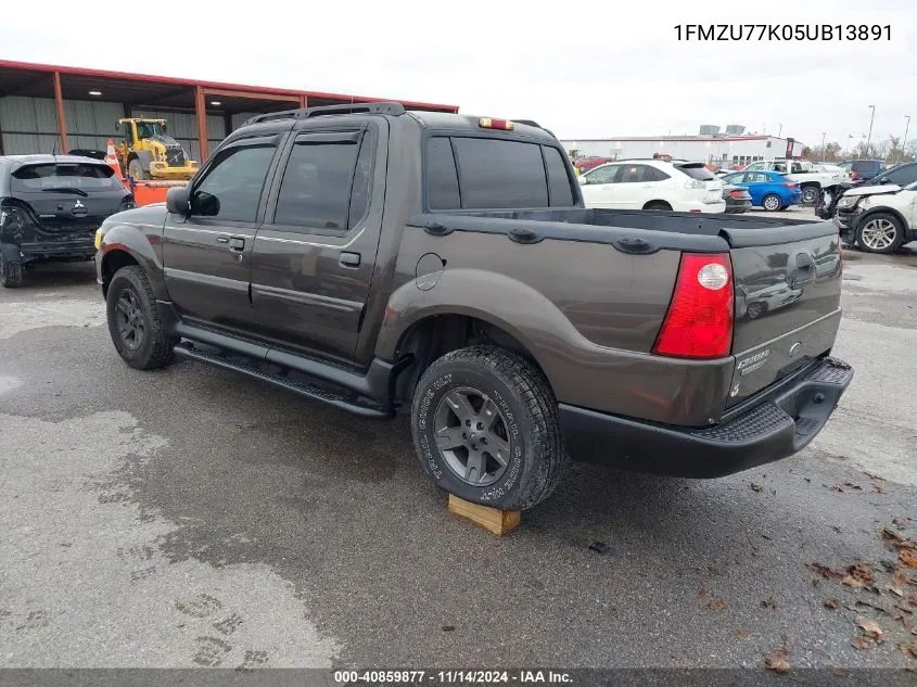 2005 Ford Explorer Sport Trac Adrenalin/Xls/Xlt VIN: 1FMZU77K05UB13891 Lot: 40859877