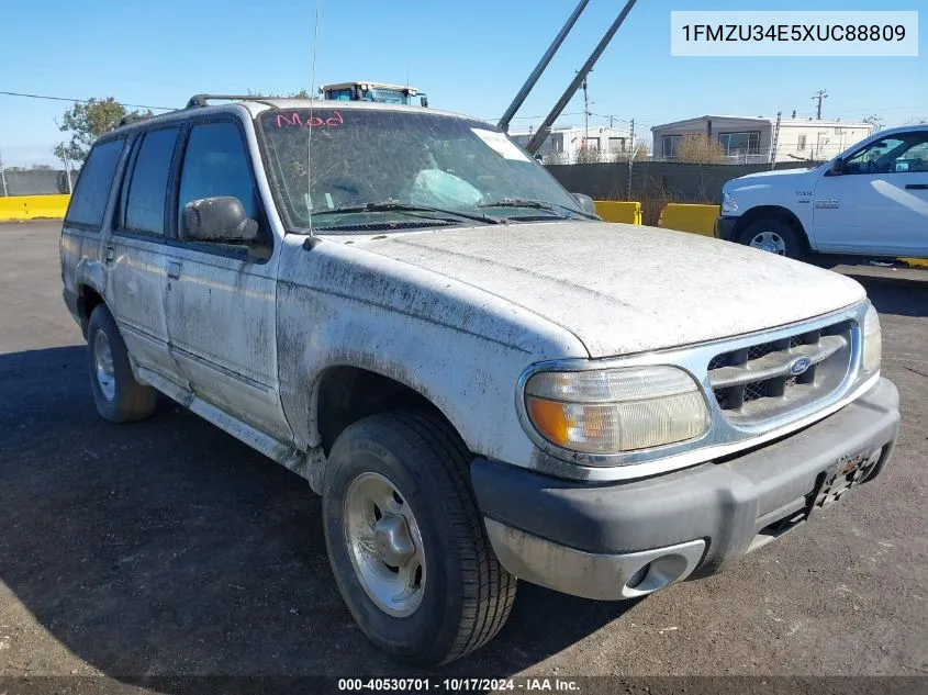 1999 Ford Explorer Eddie Bauer/Limited/Xlt VIN: 1FMZU34E5XUC88809 Lot: 40530701