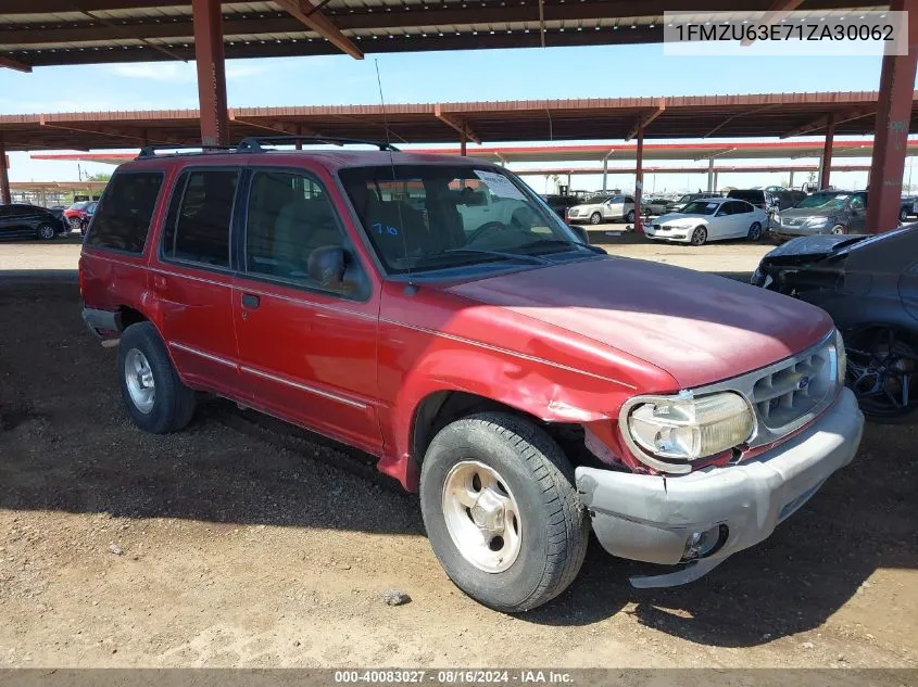 2001 Ford Explorer Xlt VIN: 1FMZU63E71ZA30062 Lot: 40083027