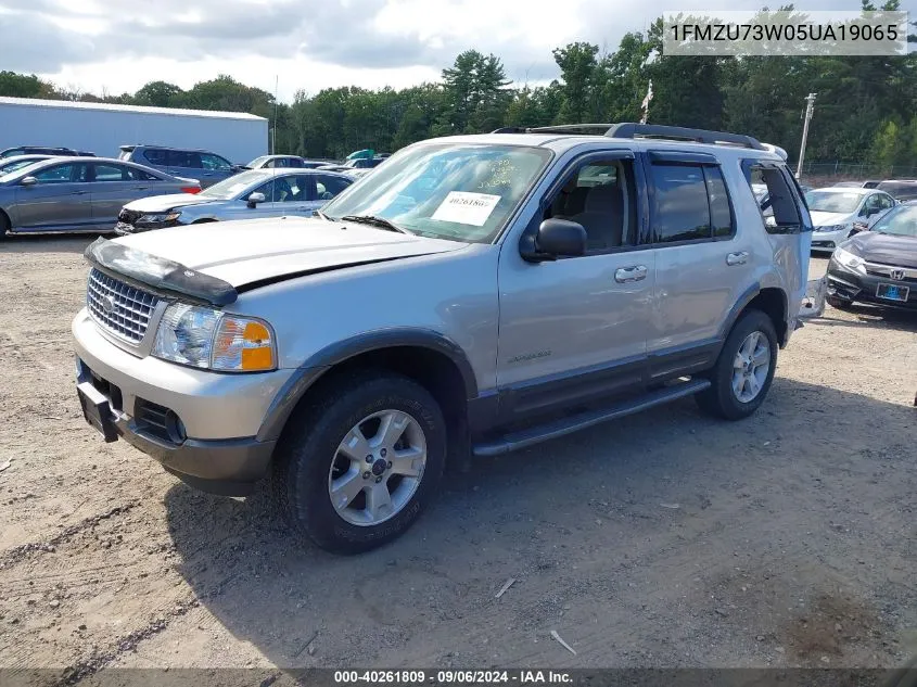 2005 Ford Explorer Xlt/Xlt Sport VIN: 1FMZU73W05UA19065 Lot: 40261809