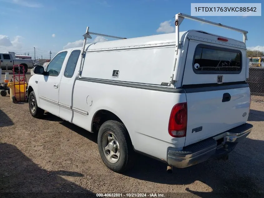 1997 Ford F-150 Lariat/Standard/Xl/Xlt VIN: 1FTDX1763VKC88542 Lot: 40632801