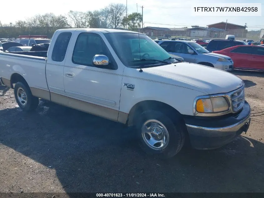 1999 Ford F-150 Lariat/Work Series/Xl/Xlt VIN: 1FTRX17W7XNB42958 Lot: 40701623