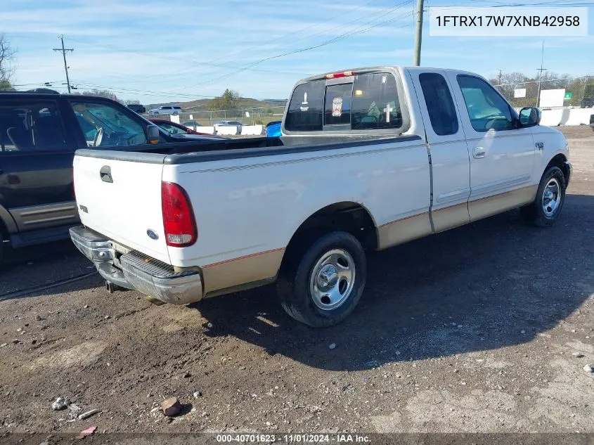 1999 Ford F-150 Lariat/Work Series/Xl/Xlt VIN: 1FTRX17W7XNB42958 Lot: 40701623