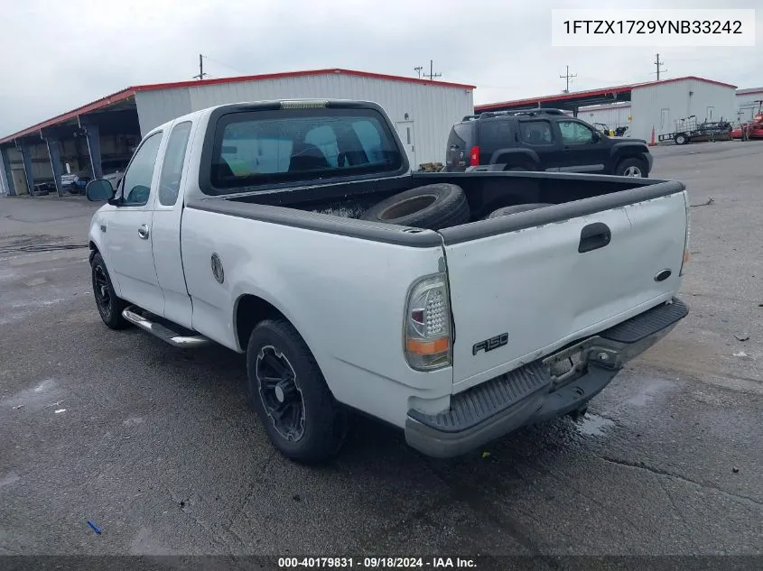 2000 Ford F-150 Work Series/Xl/Xlt VIN: 1FTZX1729YNB33242 Lot: 40179831