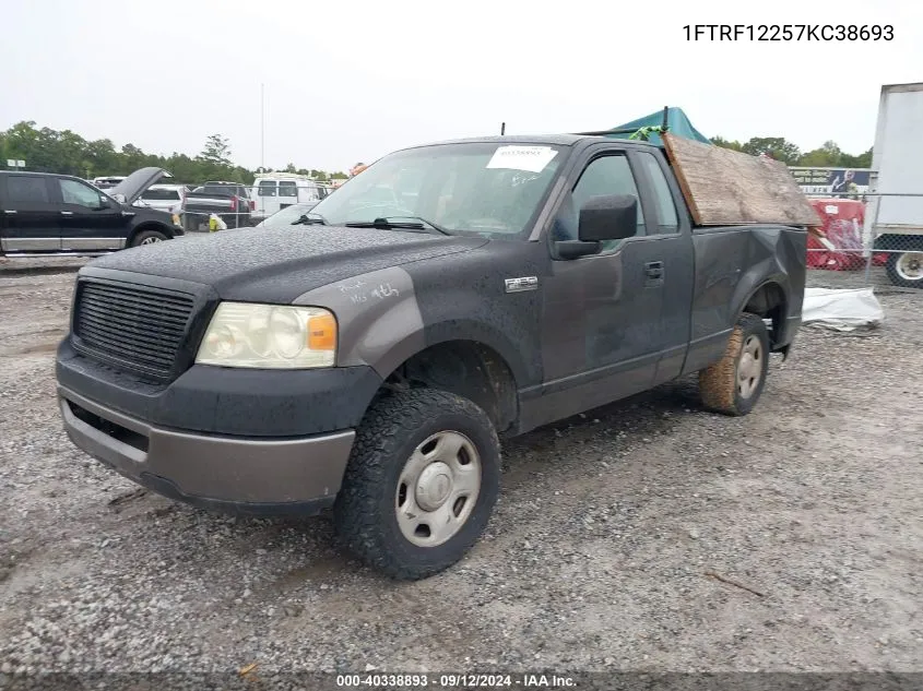 2007 Ford F-150 Stx/Xl/Xlt VIN: 1FTRF12257KC38693 Lot: 40338893