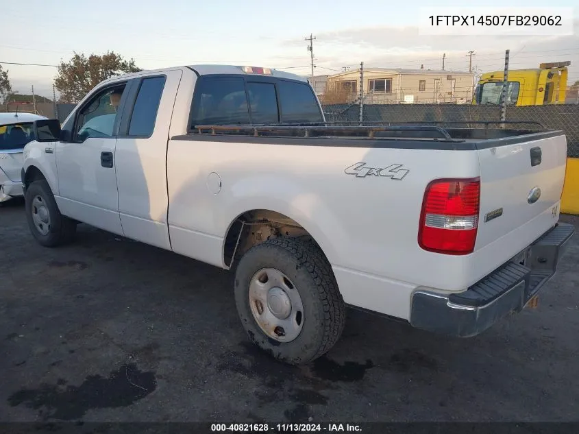 2007 Ford F-150 Fx4/Lariat/Xl/Xlt VIN: 1FTPX14507FB29062 Lot: 40821628