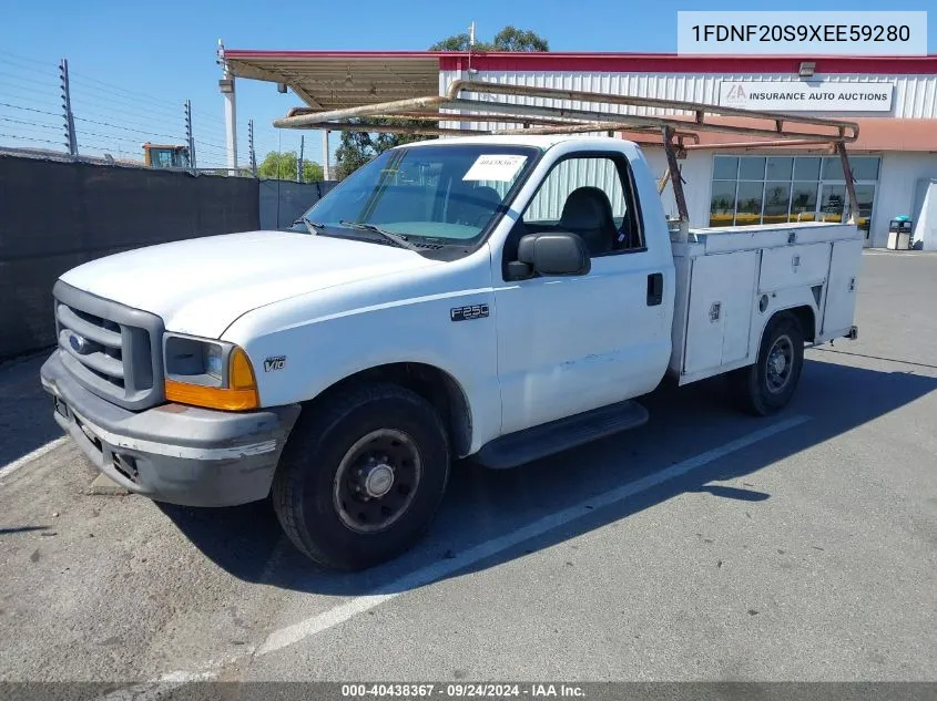 1999 Ford F-250 Lariat/Xl/Xlt VIN: 1FDNF20S9XEE59280 Lot: 40438367