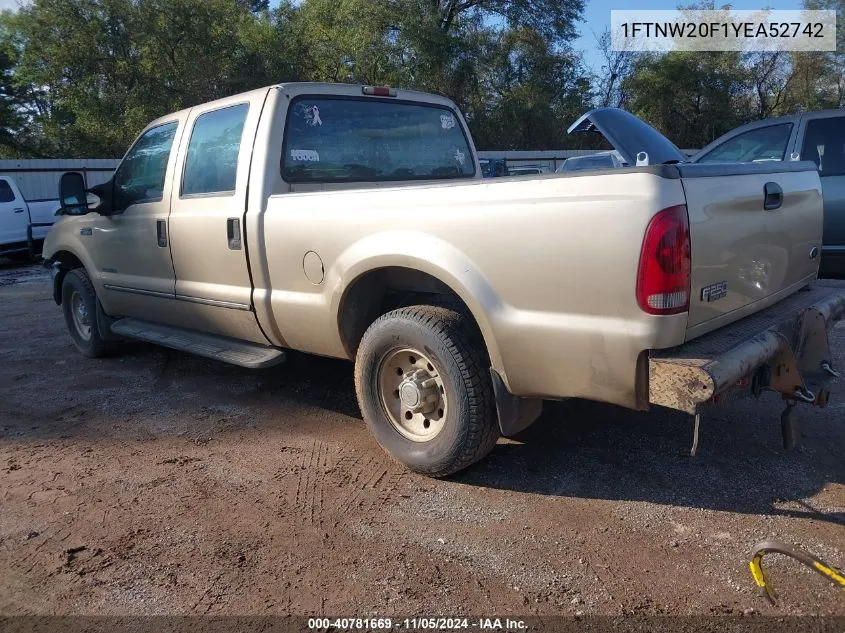 2000 Ford F-250 Lariat/Xl/Xlt VIN: 1FTNW20F1YEA52742 Lot: 40781669