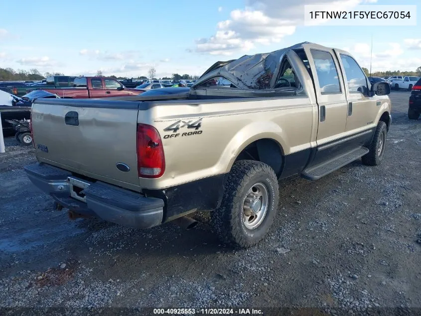 2000 Ford F-250 Lariat/Xl/Xlt VIN: 1FTNW21F5YEC67054 Lot: 40925553