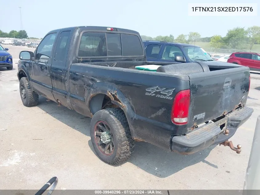 1FTNX21SX2ED17576 2002 Ford F-250 Lariat/Xl/Xlt