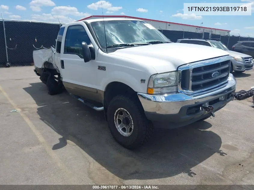 2003 Ford F-250 Lariat/Xl/Xlt VIN: 1FTNX21S93EB19718 Lot: 39617077