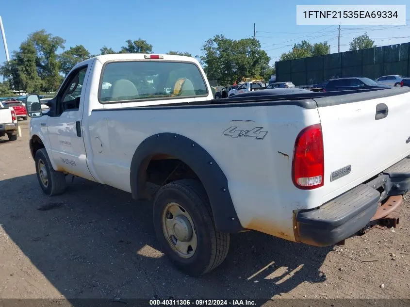 2005 Ford F-250 Xl/Xlt VIN: 1FTNF21535EA69334 Lot: 40311306