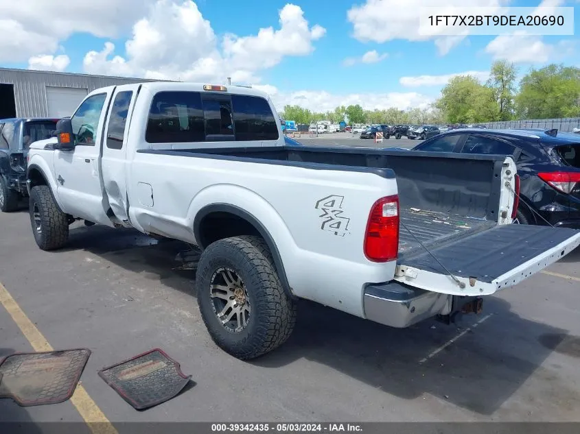 2013 Ford F-250 Lariat VIN: 1FT7X2BT9DEA20690 Lot: 39342435