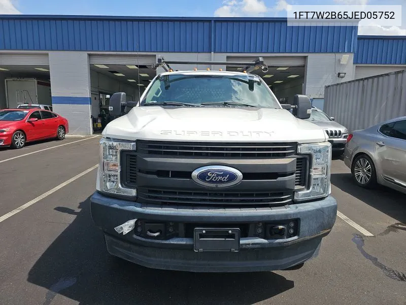 1FT7W2B65JED05752 2018 Ford F-250 Xl