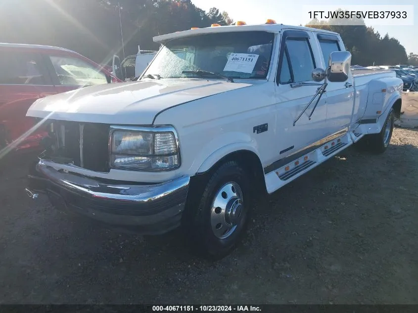 1997 Ford F-350 Xl/Xlt VIN: 1FTJW35F5VEB37933 Lot: 40671151