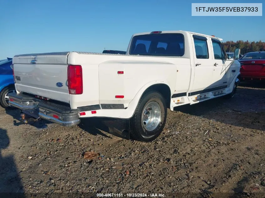 1997 Ford F-350 Xl/Xlt VIN: 1FTJW35F5VEB37933 Lot: 40671151