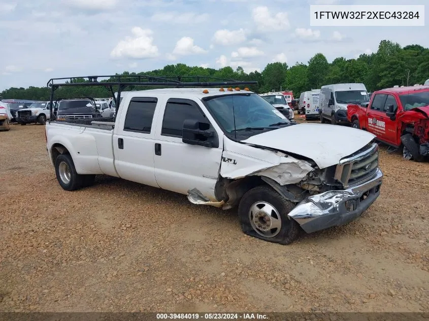 1999 Ford F-350 Lariat/Xl/Xlt VIN: 1FTWW32F2XEC43284 Lot: 39484019