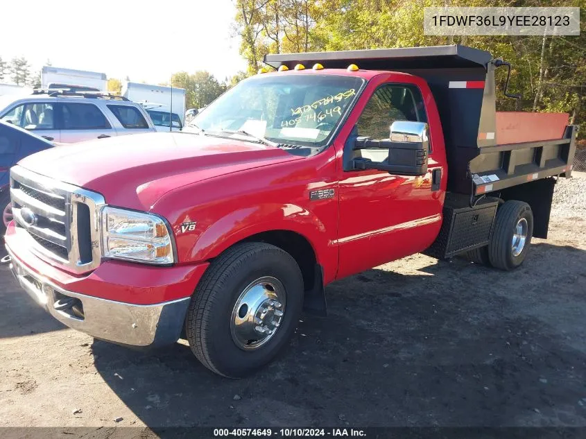 2000 Ford F-350 Lariat/Xl/Xlt VIN: 1FDWF36L9YEE28123 Lot: 40574649