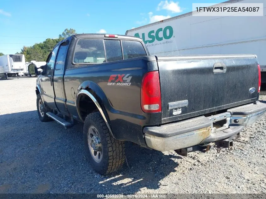 2005 Ford F-350 Lariat/Xl/Xlt VIN: 1FTWX31P25EA54087 Lot: 40552038