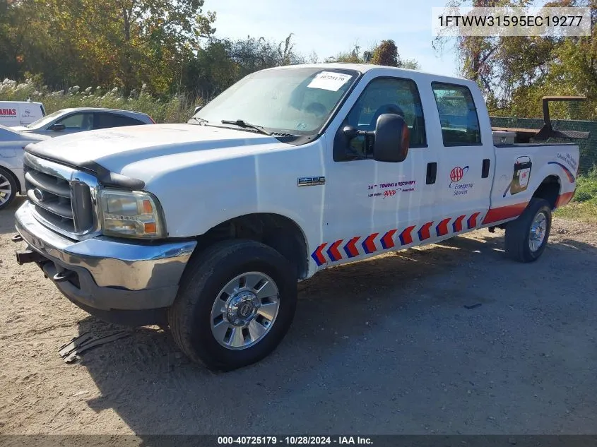 2005 Ford F-350 Lariat/Xl/Xlt VIN: 1FTWW31595EC19277 Lot: 40725179