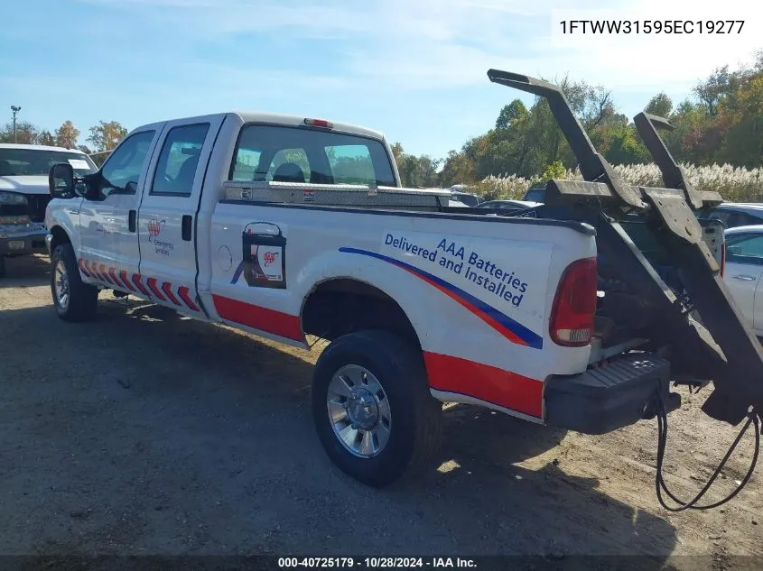 2005 Ford F-350 Lariat/Xl/Xlt VIN: 1FTWW31595EC19277 Lot: 40725179