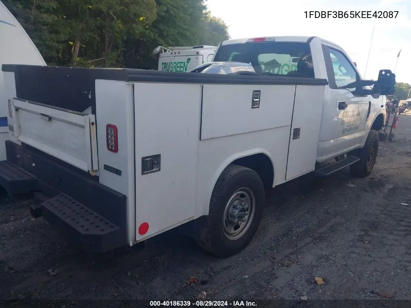 1FDBF3B65KEE42087 2019 Ford F-350 Xl