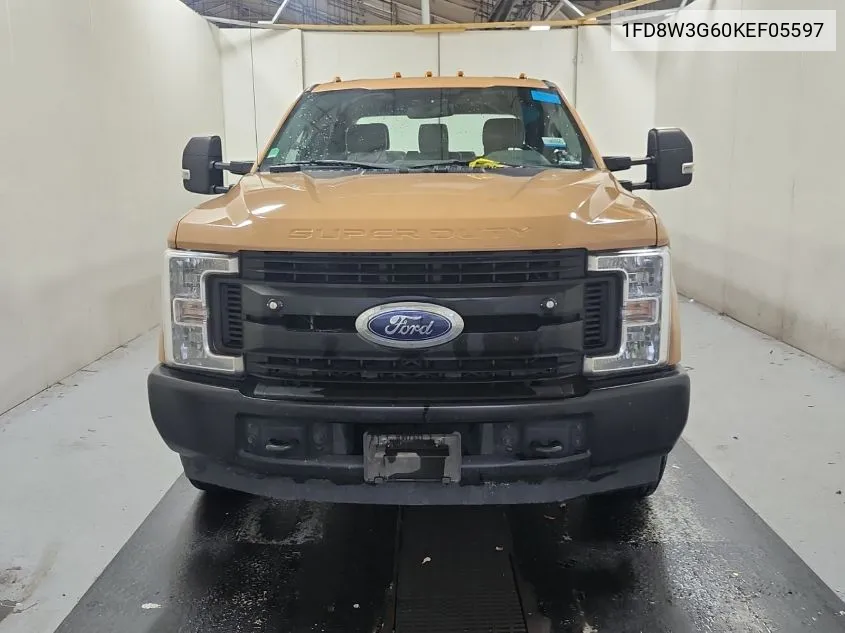 2019 Ford F-350 Chassis Xl VIN: 1FD8W3G60KEF05597 Lot: 40768986