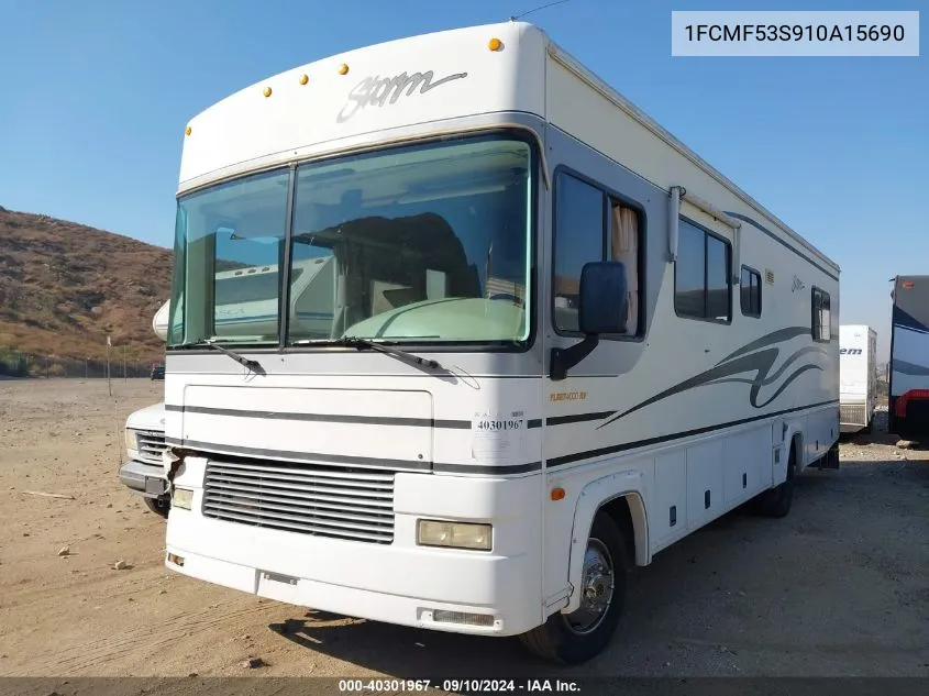 2001 Ford F550 Super Duty Stripped Chass VIN: 1FCMF53S910A15690 Lot: 40301967