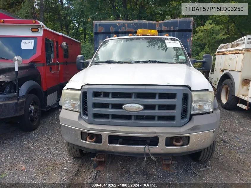 2005 Ford F-550 Xl/Xlt VIN: 1FDAF57P15ED03250 Lot: 40410262