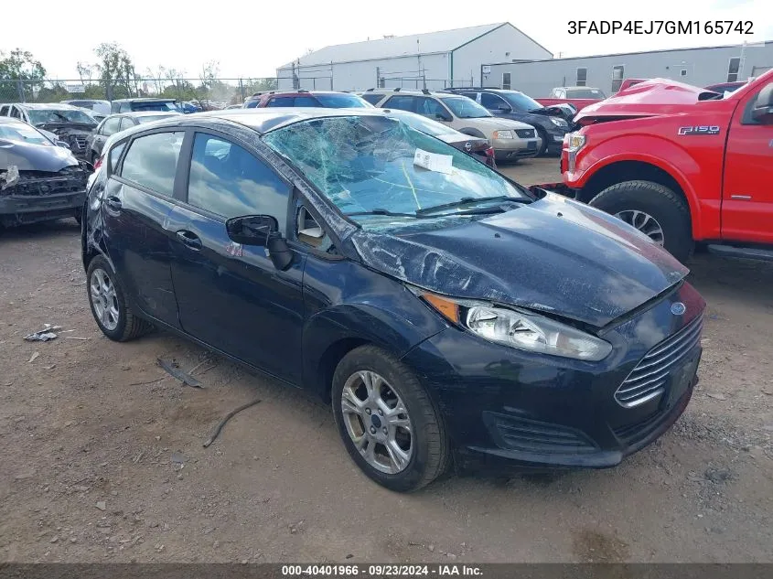 3FADP4EJ7GM165742 2016 Ford Fiesta Se