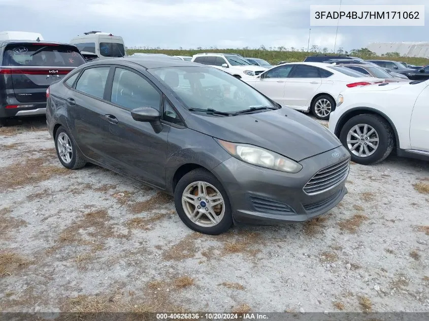 2017 Ford Fiesta Se VIN: 3FADP4BJ7HM171062 Lot: 40626836