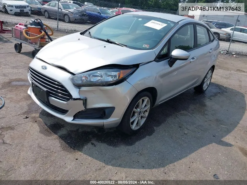 3FADP4BJ1KM137643 2019 Ford Fiesta Se