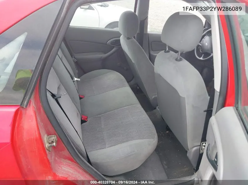 1FAFP33P2YW286089 2000 Ford Focus Lx