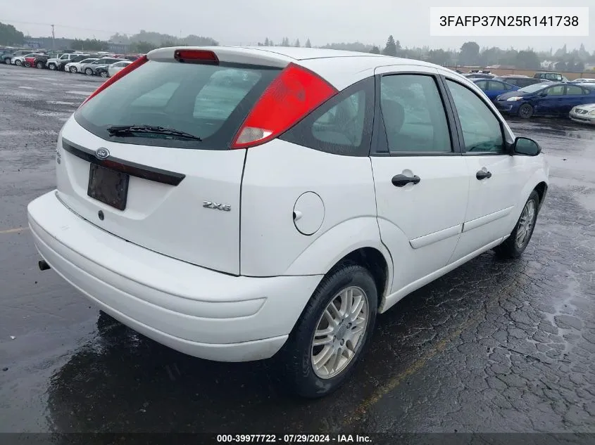 2005 Ford Focus Zx5 VIN: 3FAFP37N25R141738 Lot: 39977722