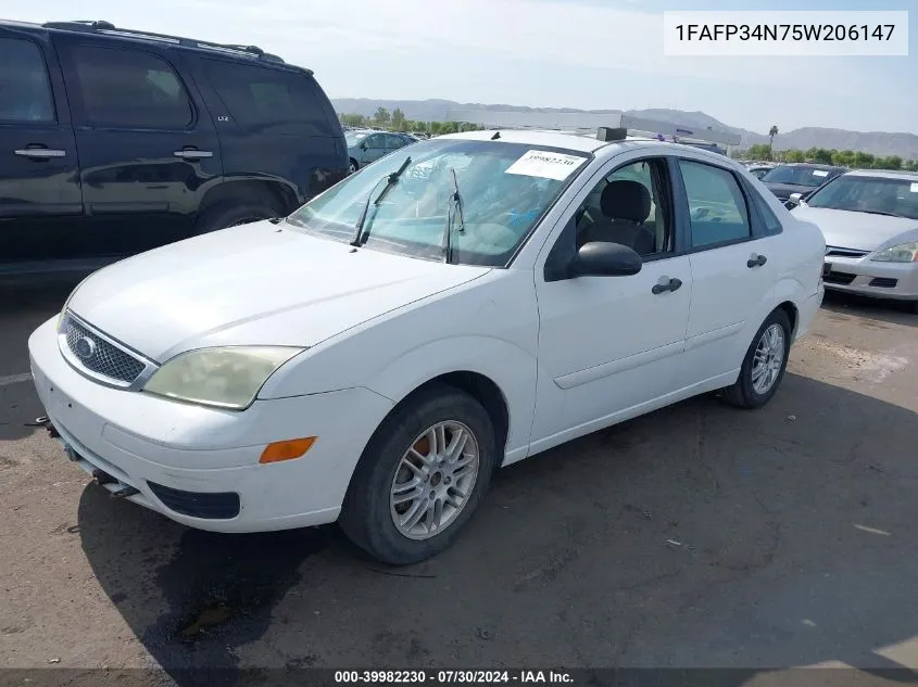 2005 Ford Focus Zx4 VIN: 1FAFP34N75W206147 Lot: 39982230