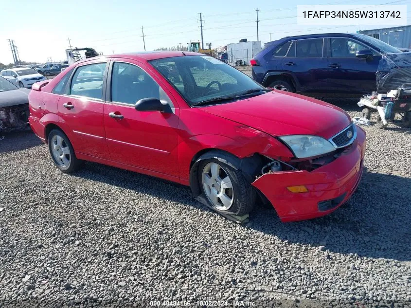 2005 Ford Focus Zx4 VIN: 1FAFP34N85W313742 Lot: 40484186