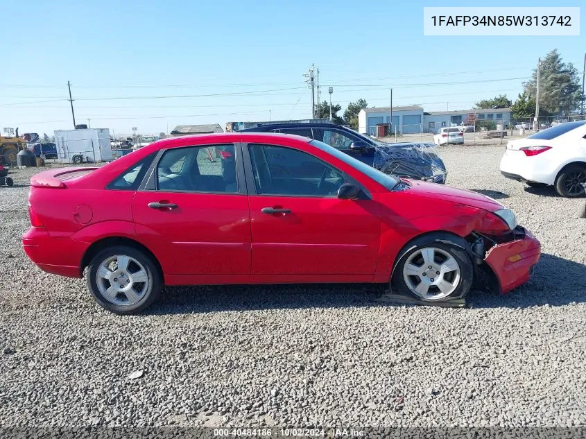 2005 Ford Focus Zx4 VIN: 1FAFP34N85W313742 Lot: 40484186