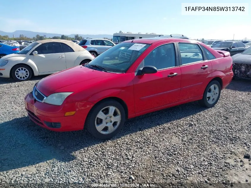 2005 Ford Focus Zx4 VIN: 1FAFP34N85W313742 Lot: 40484186