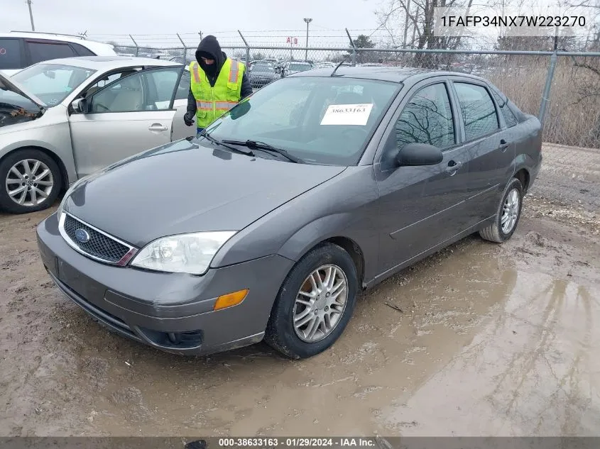 2007 Ford Focus S/Se/Ses VIN: 1FAFP34NX7W223270 Lot: 38633163